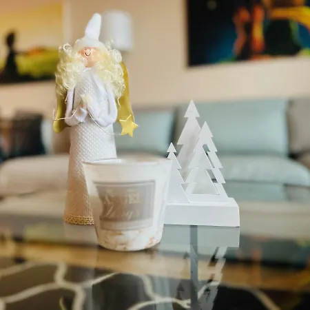 Apartament After Six *